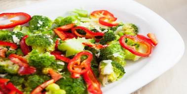 Zeytinyal Brokoli Salatas