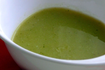 Bebeklere Brokoli Çorbası Tarifi ve Malzemeleri Bebeklere Brokoli Çorbası Tarifi ve Malzemeleri